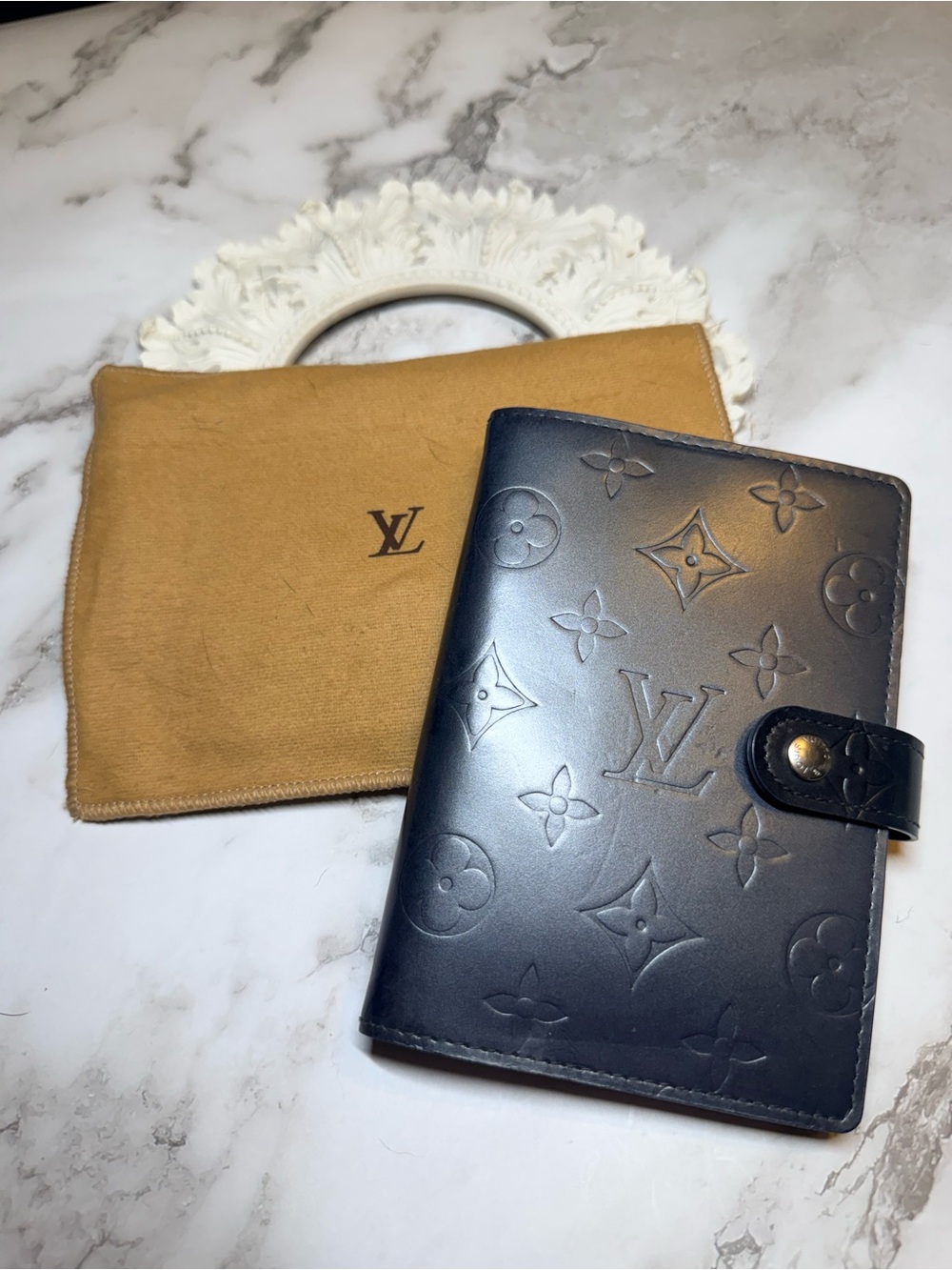 Louis Vuitton Black Monogram Embossed Leather Agenda Cover with Snap
